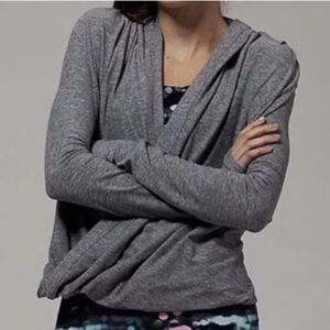 IVIVVA GIRLS BY LULULEMON Four Count Shrug Wrap Heather Gray Girl's Size 10